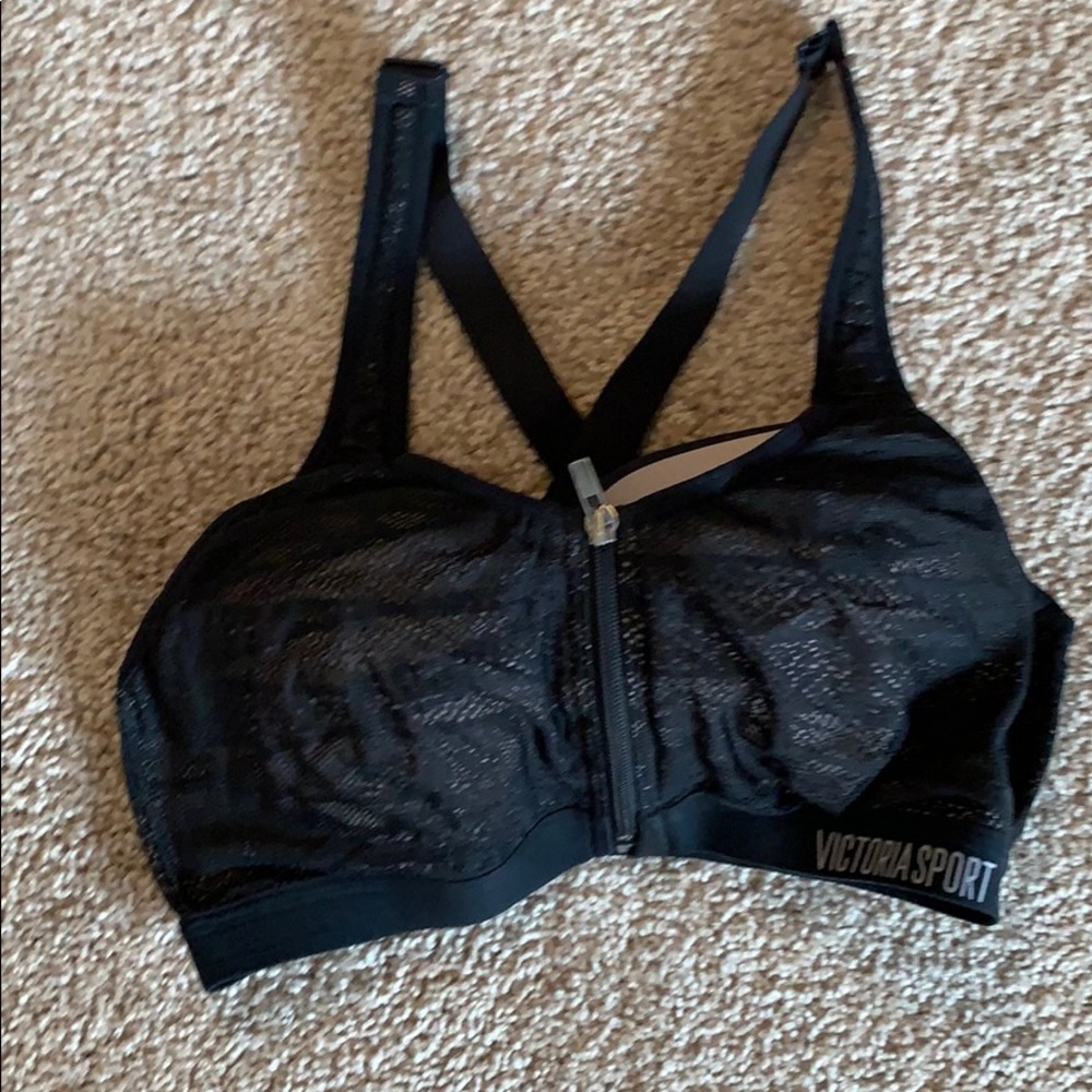 Knockout by Victoria’s Secret sports bra
